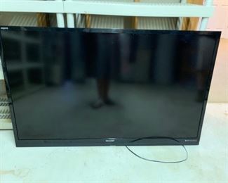 112. Sharp Aquos TV (60")