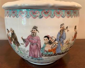 124. Hand Painted Asian Planter (8")