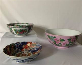 Decorative Asian bowls https://ctbids.com/#!/description/share/232090