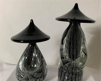 Murano glass Asian figures https://ctbids.com/#!/description/share/232089