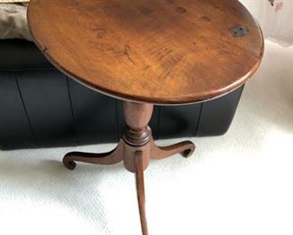 1850 Candlestick Table
