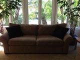 Kravet designer pull-out bed sofas with custom pillows! Fabulous and a great neutral color! Two of these available!