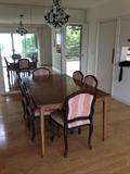 Fantastic dining room set with extentions