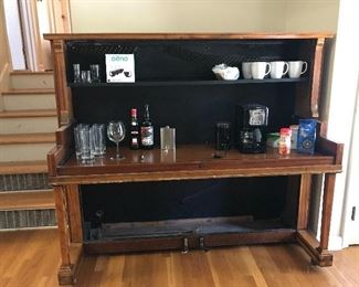 #1 Unique Piano Bar/Desk/Coffee Bar
$40