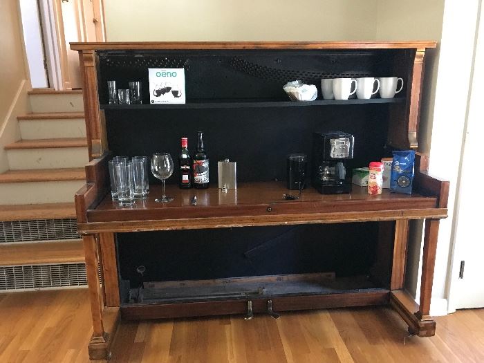 #1 Unique Piano Bar/Desk/Coffee Bar
$40