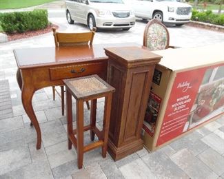 Sofa table, Pedestal cabinet, plant stand
