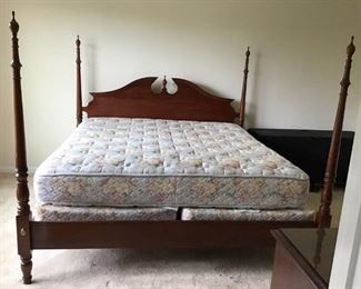 King Size Bed https://ctbids.com/#!/description/share/231910