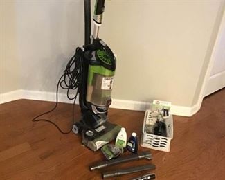 Bissell Vacuum Cleaner https://ctbids.com/#!/description/share/231971