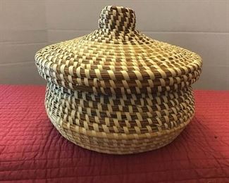 Grass basket https://ctbids.com/#!/description/share/232013