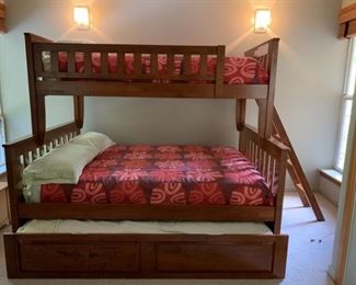 Ginger bund bed with Full, Twin and trundle mattresses, Mattresses are Simmons Beautyrest