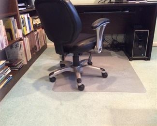Desks with rolling chair