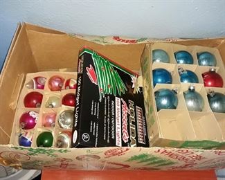 Vintage Christmas Bulbs