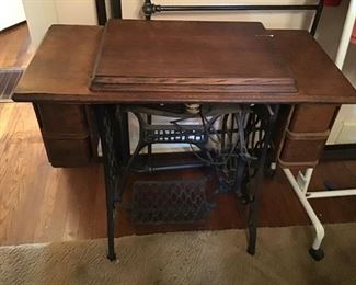 Old collectible Singer Sewing Machine