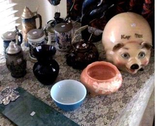 1959 Kay Tee Piggy Bank; variety of beer steins; small blue Pyrex bowl, etc.