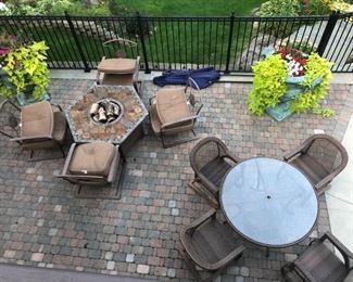 LARGE ASSORTMENT OF HIGH QUALITY PATIO FURNITURE THAT IS BROUGHT  INDOORS EACH YEAR - NICE WICKER PATIO OUTDOOR FURNITURE ALSO
