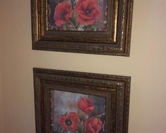 PAIR OF CLOSE UP FLORAL STILL LIFES WITHIN ORNATE WOODEN FRAMES