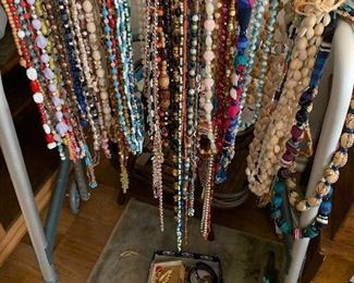 Vintage Jewelry 
