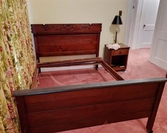 Oak Bed