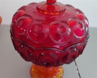 Large Amberina Glass L.E. Smith Moon and Stars Covered Compote