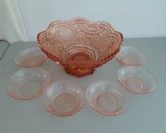 Pink Glass Bowl Set