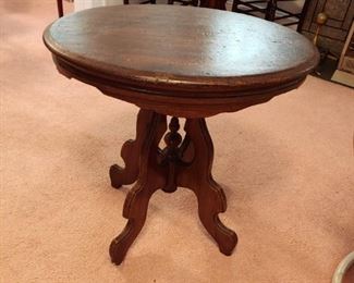 Empire Table
