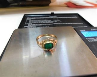 Ladies Gold Ring