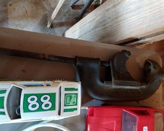 Pipe Cutter