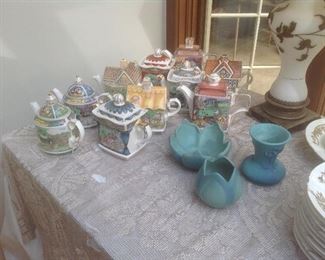 Sadler pitchers and pottery