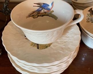 Elegant Alfred “Birds of America” 24 piece cups and saucers