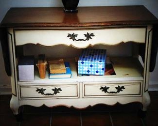 Painted, drop-ends leaf hall table with drawers