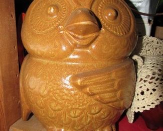 McCoy pottery owl cookie jar
