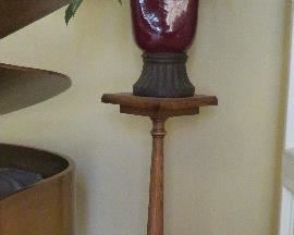 Arts & Crafts plant stand