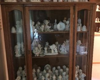 Curio cabinet * Precious Moments