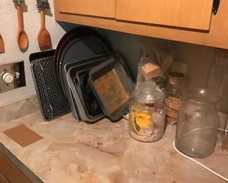 Cookie sheets and cake pans