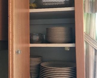 Set of stoneware plates
