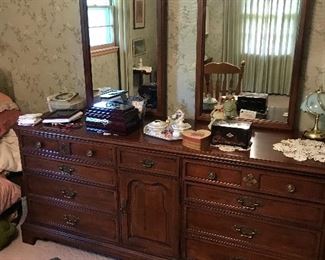 Beautiful dresser with double mirror
