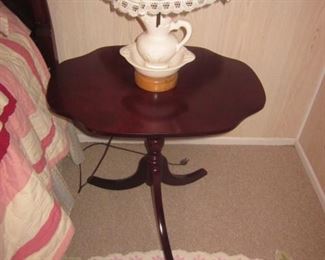 Accent tables