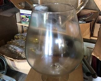 Party store close out loads of paper plates, napkins, papercups, centerpiece terrarium type glass bowls, silver pedastal footed centerpiece vessels and more