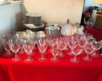 Fostoria Pine crystal stemware, 3 cordials, 11 white wine, 9 sherbet, 4 wine, 9 water goblets