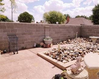 ROCKS FOR SALE BY THE LB