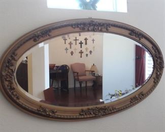 oval wall mirror