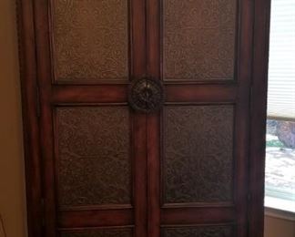 Armoire