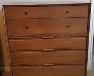 American of Martinsville MCM chest of drawers
