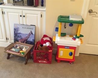 Lots of children's toys....more than shown here!