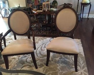 Beautiful set of chairs...4 of them! Two arm and two side