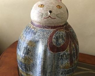 Hello sweet Italian made hand painted kitty!