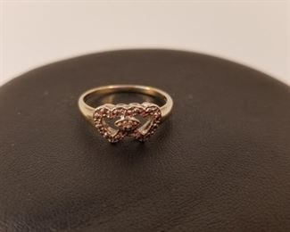 18 K White Gold Ring Real Diamonds https://ctbids.com/#!/description/share/233694