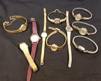 10 Vintage Watches.Gucci, Seiko, Swiss Benrus https://ctbids.com/#!/description/share/233728