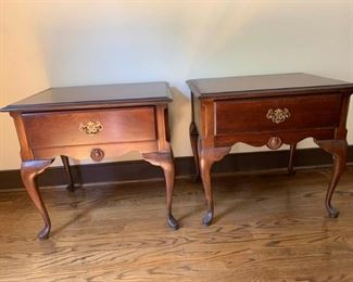 Nightstands https://ctbids.com/#!/description/share/233762