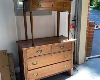 Small chest and table https://ctbids.com/#!/description/share/233767